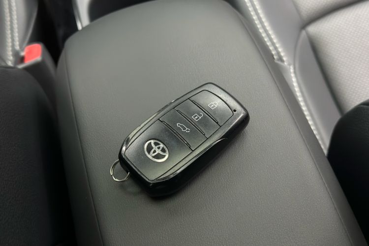 Used Toyota FRONTLANDER 2022 2.0L CVT Luxury PLUS Edition
