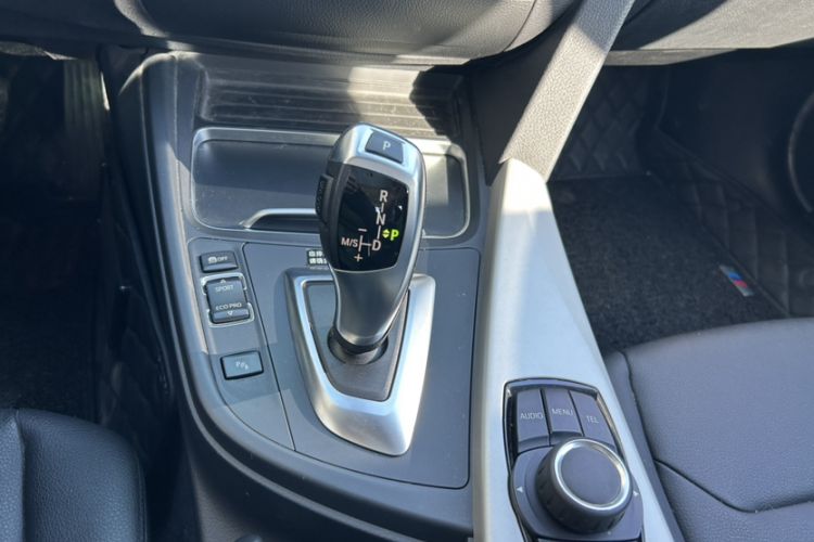 Used BMW 3 Series 2016 316i Fashion Model
