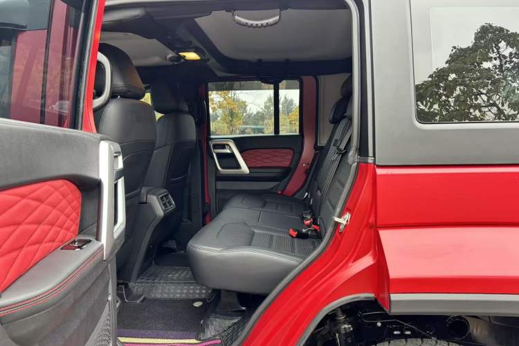 Used  BJ40 2024 2.0D Blade Hero Glory Edition
