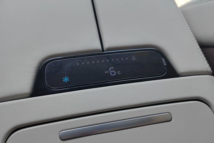 Used BYD Xia 2025 DM-i 1.5T 180km Excellence Model
