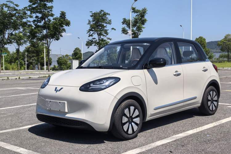 Used Wuling Bingo 2025 333 km Lingxi Connected Version

