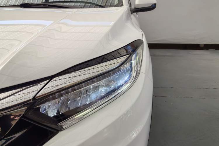 Used Honda Vezel 2019 1.5L CVT Luxury Model China VI
