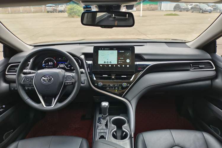 Used Toyota Camry 2021 2.5G Luxury Edition
