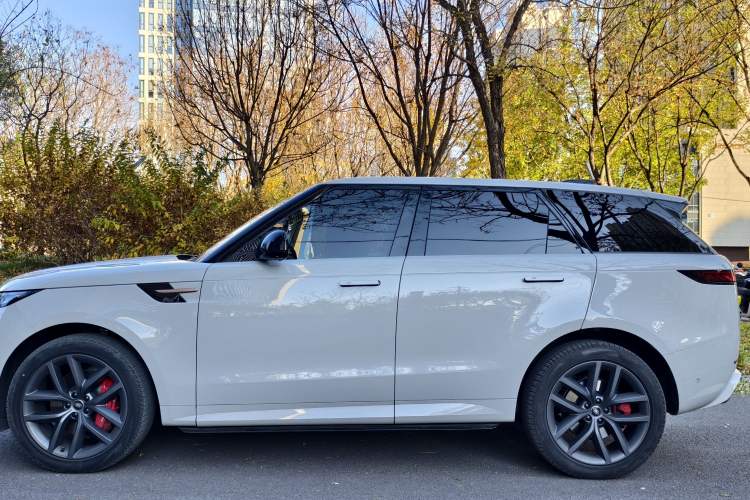 Used Land Rover Range Rover Sport 2024 400PS Flagship Edition
