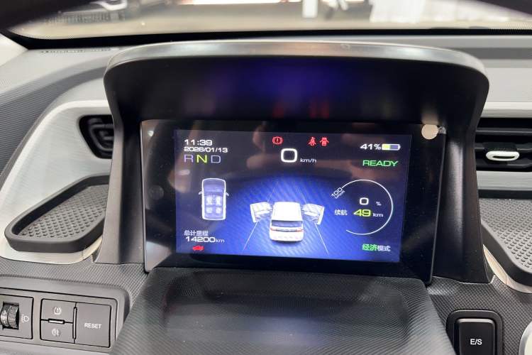 Used Wuling Hongguang MINIEV 2022 Macaron Fashion Model Lithium Iron Phosphate