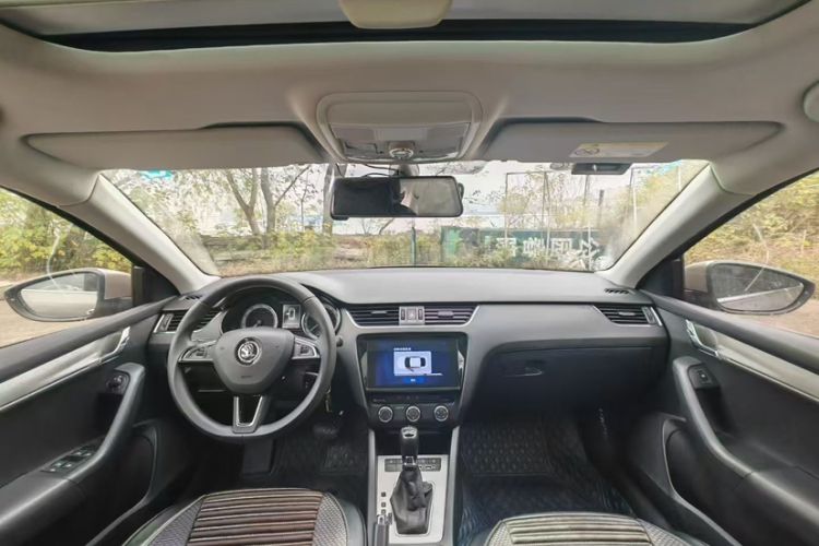 Used Skoda Octavia 2019 TSI230 DSG SmartDrive Luxury Edition China VI
