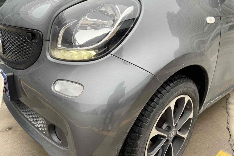 Used  forfour 2016 1.0L 52 kW Passion Edition