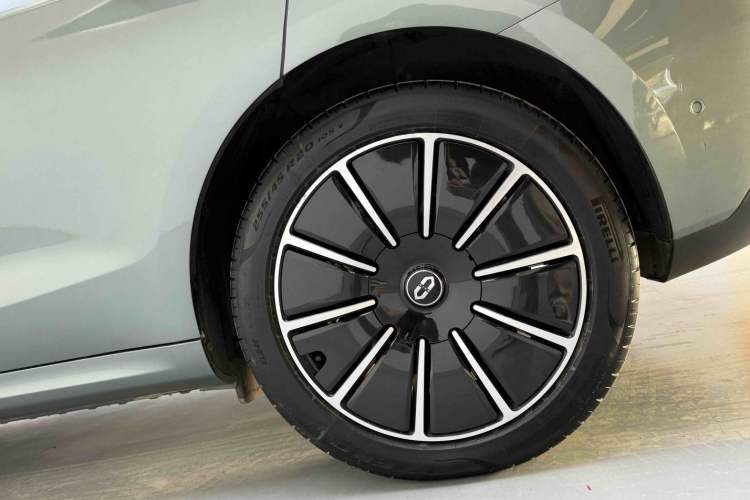 Used Hima AITO M5 2023 Pure Electric All-Wheel Drive Intelligent Driving Version
