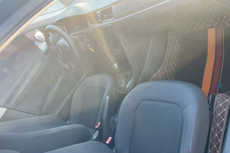 Used Volkswagen Santana 2013 1.6L Automatic Fashion Edition
