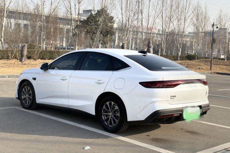 Used BYD Qin L 2025 DM-i Smart Drive 80KM Leading Model
