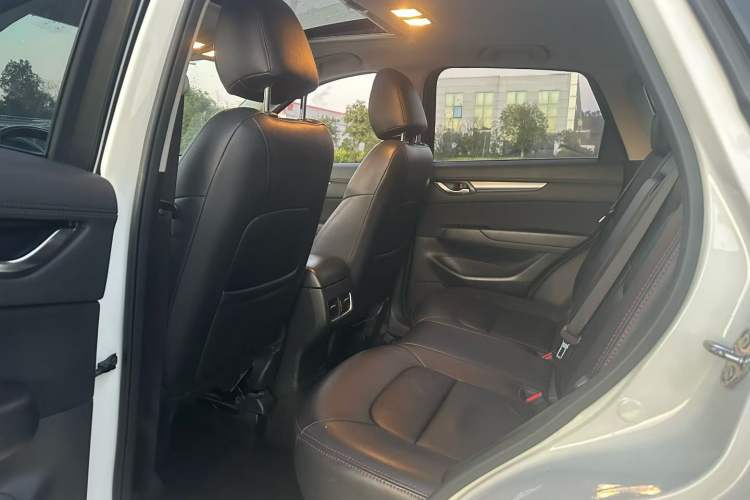 Used Mazda CX-5 2017 2.0L Automatic 2WD ZhiShang Trim China VI Standard
