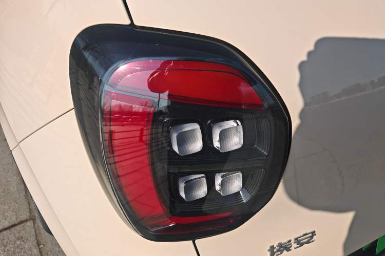 Used AION UT 2025 330 Starlight Edition
