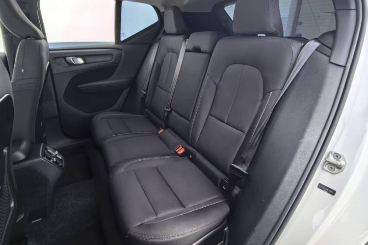 Used Volvo XC40 2022 T4 Four-Wheel Drive Smart & Stylish Edition