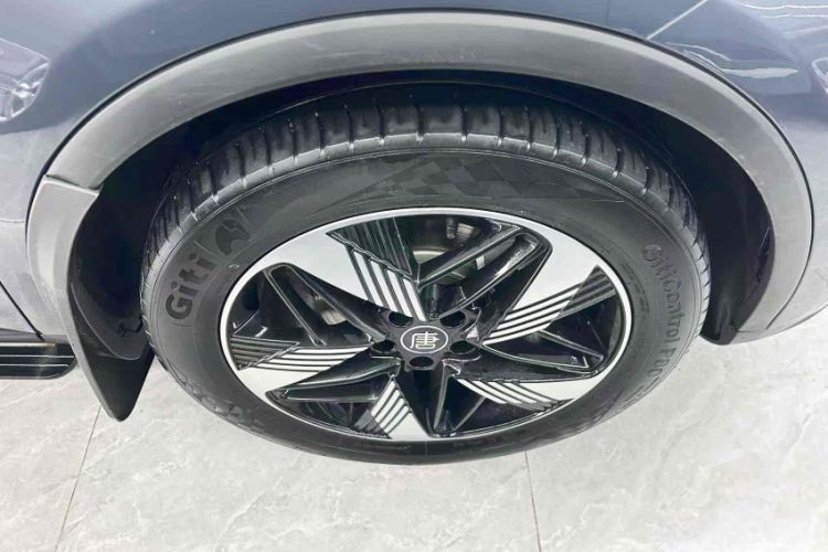 Used BYD Tang New Energy 2023 DM-i Champion Edition 112KM Prestige Model
