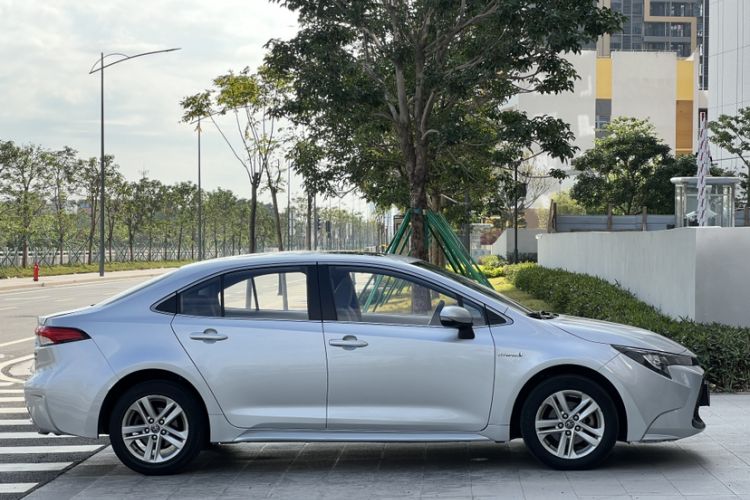 Used Toyota Levin 2019 Dual-Engine 1.8H E-CVT Luxury Edition China VI Standard