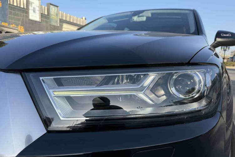 Used Audi Q7 2016 45 TFSI Technology Edition
