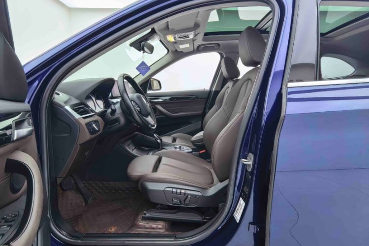 Used BMW X1 2020 sDrive25Li Leading Model
