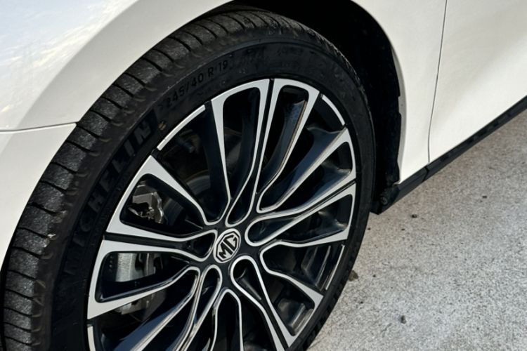 Used MG 7 2023 1.5T DCT Elegant & Graceful Edition
