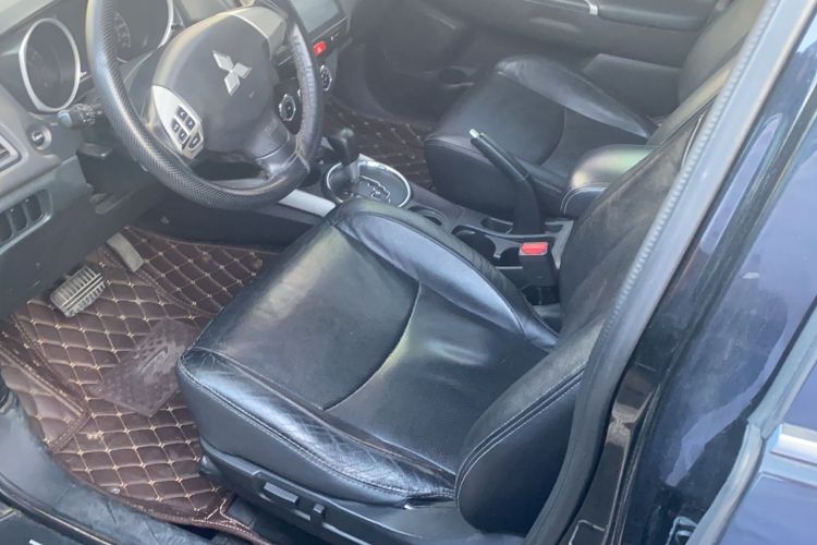 Used Mitsubishi ASX 2013 2.0L CVT Two-Wheel Drive Tech Edition
