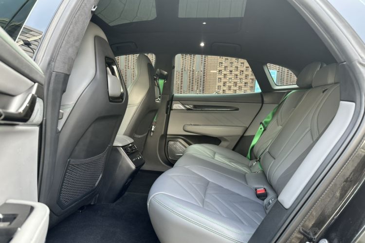 Used Zeekr 001 2022 Ultra-Long Range Dual-Motor ME Version
