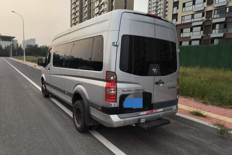 Used Foton Toano 2017 2.5T Rear Dual-Tire Commercial Version Long Wheelbase 4J25TC3
