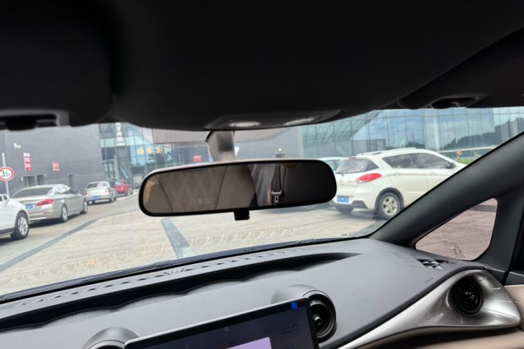 Used BYD Dolphin 2023 420 km Free Version
