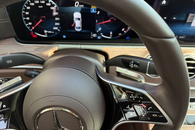 Used Mercedes-Benz E-Class 2023 Updated E 300 L Fashion Edition
