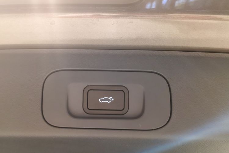 Used  E5 2024 530km Starship Edition
