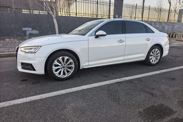 Used Audi A4L 2019 40 TFSI Ambition Version China V