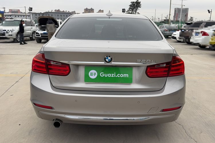 Used BMW 3 Series 2015 320Li Luxury Design Package
