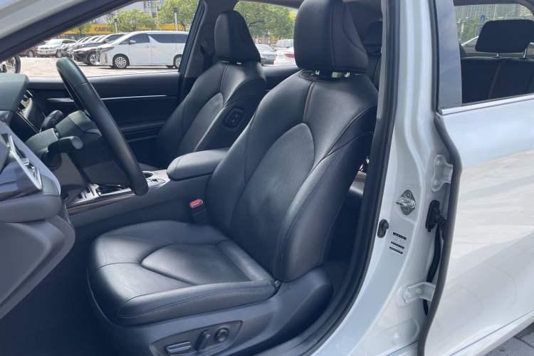 Used Toyota Camry 2019 Revised Version 2.5G Luxury Edition
