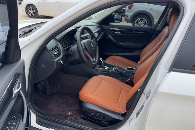 Used BMW X1 2015 sDrive18i Fashion Upgrade Edition
