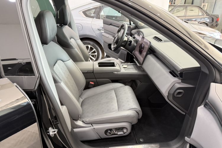 Used Zeekr 7X 2025 75 kWh Rear-Wheel Drive Intelligent Driving Version