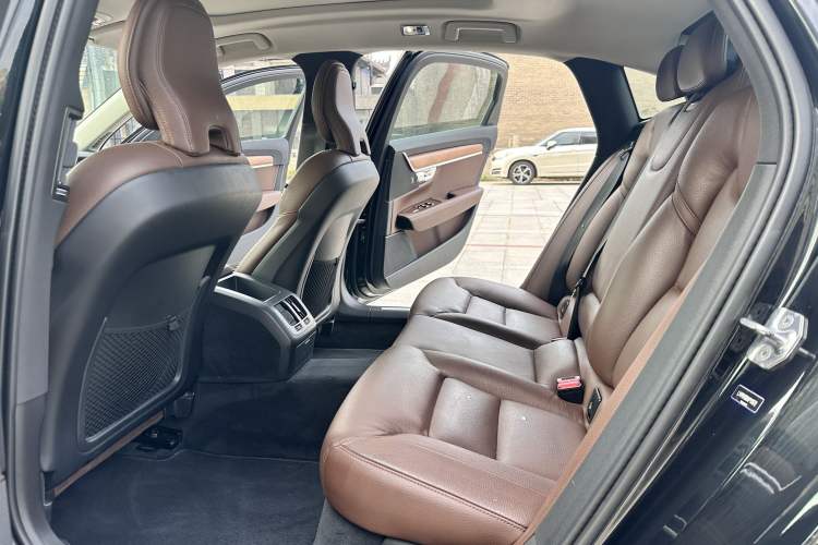 Used Volvo S90 2019 T5 Zhiyi Edition
