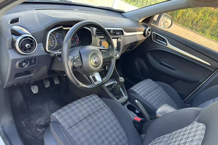 Used MG ZS 2020 Global Bestseller with 1.5L Engine Manual Transmission and a Massive 65-Inch Panoramic Sunroof Version
