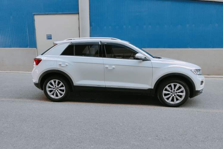 Used Volkswagen T-ROC 2019 230TSI DSG Two-Wheel Drive Advanced Version China V Standard
