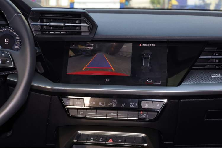 Used Audi A3 2022 Sportback 35 TFSI Fashionable Sports Model
