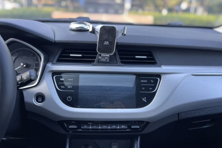 Used Geely Auto Vision X3 2019 Upgraded Model 1.5L CVT Prestige Version