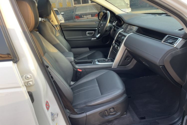 Used Land Rover Discovery Sport 2019 240 PS SE Version China VI Standard
