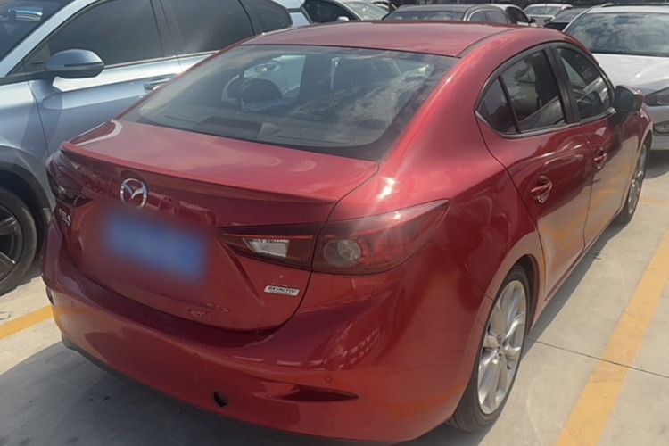 Used Mazda Mazda 3 Axela 2016 Sedan 2.0L Automatic Flagship Model
