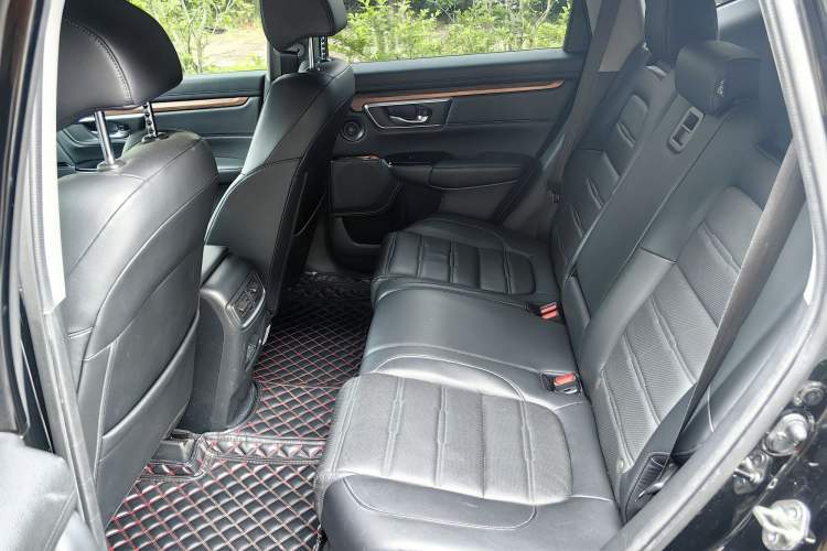 Used Honda CR-V 2021 240TURBO CVT 2WD Fashion Edition
