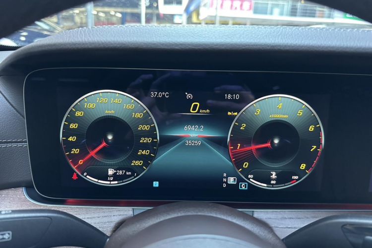 Used Mercedes-Benz E-Class 2023 Updated E 300 L Luxury Edition
