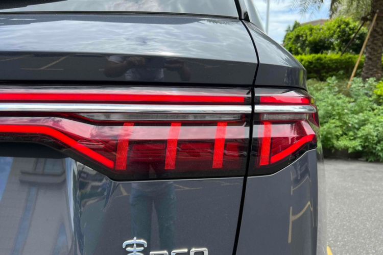 Used BYD Song Pro 2019 1.5T Automatic Prestige Model
