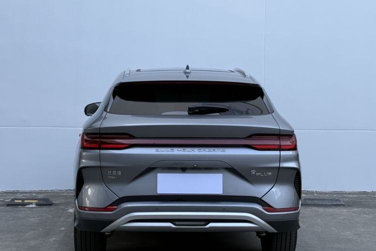 Used BYD Song PLUS New Energy 2024 HONOR Edition DM-i 110km Flagship PLUS
