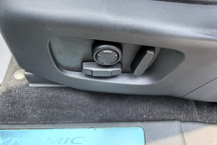 Used Land Rover Discovery Sport 2020 249 PS R-Dynamic Performance Tech Edition 7 Seats