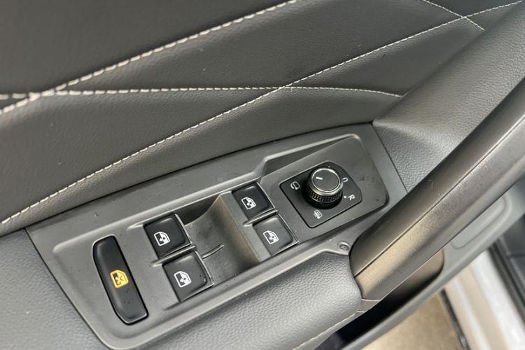 Used Volkswagen Tiguan L 2022 330TSI Automatic Two-Wheel Drive R-Line Enhanced Edition
