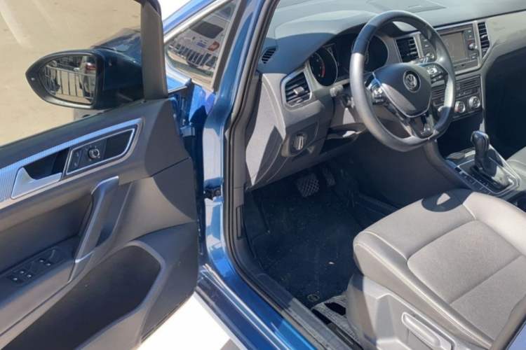 Used Volkswagen Golf Sportsvan 2019 280TSI Automatic Trendy Model China VI Standard