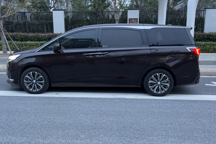 Used Buick GL8 2020 ES Land Cruiser 653T Luxury Model