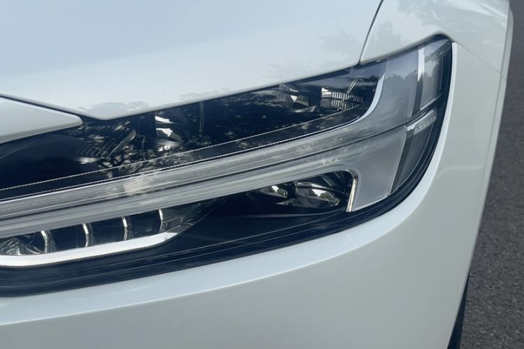 Used Volvo S90 2019 T4 Zhiyi Edition