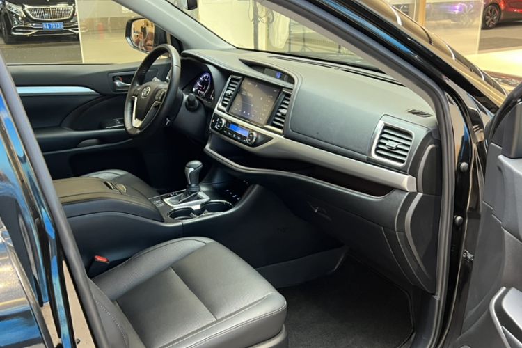 Used Toyota Highlander 2021 2.0T Four-Wheel Drive Luxury Edition 7 Seats